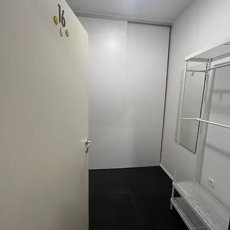 아파트 Tisa Place